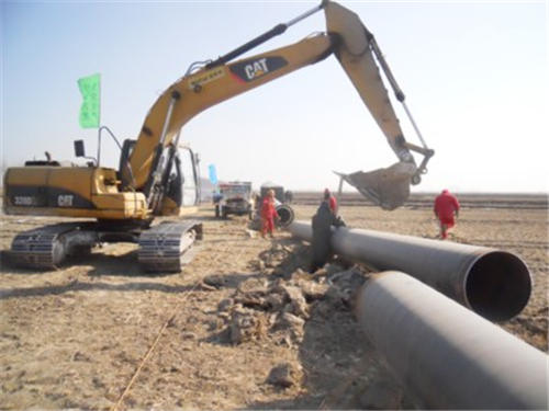 石油管線(xiàn)施工